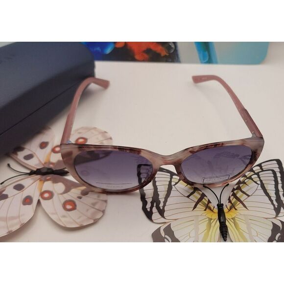 NIB - Cole Haan Blush Tortoise Flexible Temple 100% UV Sunnies w/ Case